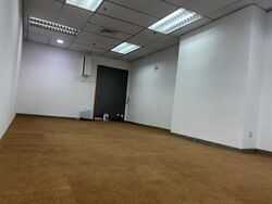 International Plaza (D2), Office #633715931